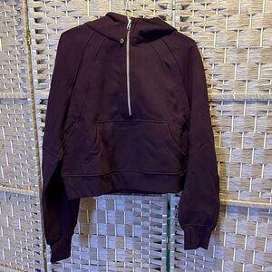 Lululemon size XS/S black plum scuba half zip